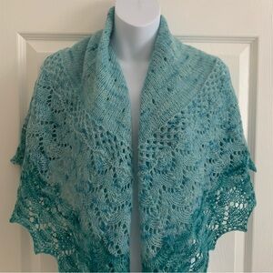 NEW Hand Knit Lace Shawl Wrap One of a Kind Artisan Exquisite Hand Crafted